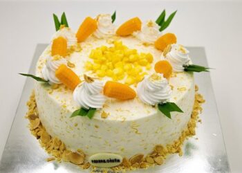 Những câu stt thả thính về bánh kem