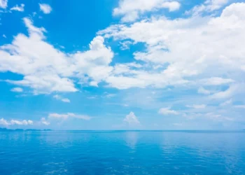 Những câu thả thính về mây trời